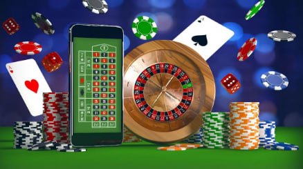 Pengguna mengelola anggaran dan login akun pada platform sq966